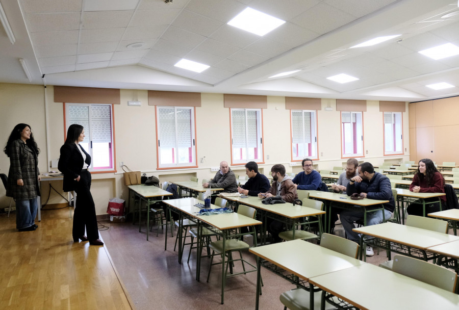 Dos estudiantes universitarios en Ferrol obtienen premios de fin de carrera que entrega la Xunta
