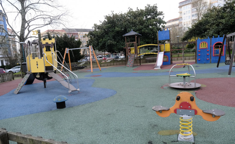 El primer parque infantil cubierto de Ferrol avanza con el contrato de las obras