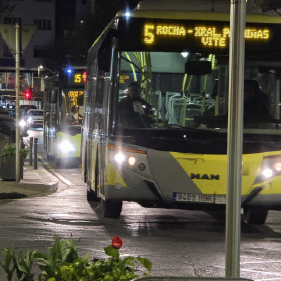 BusesurbanosenlacalleXeneralPardinhas