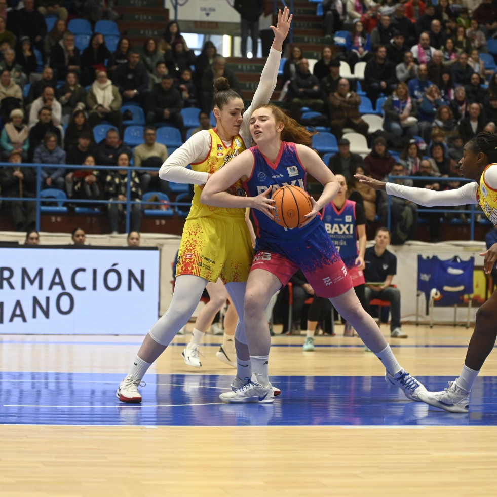Claire Melia renueva con el Baxi Ferrol