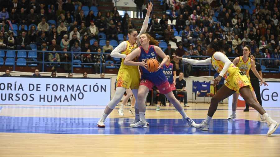 Claire Melia renueva con el Baxi Ferrol