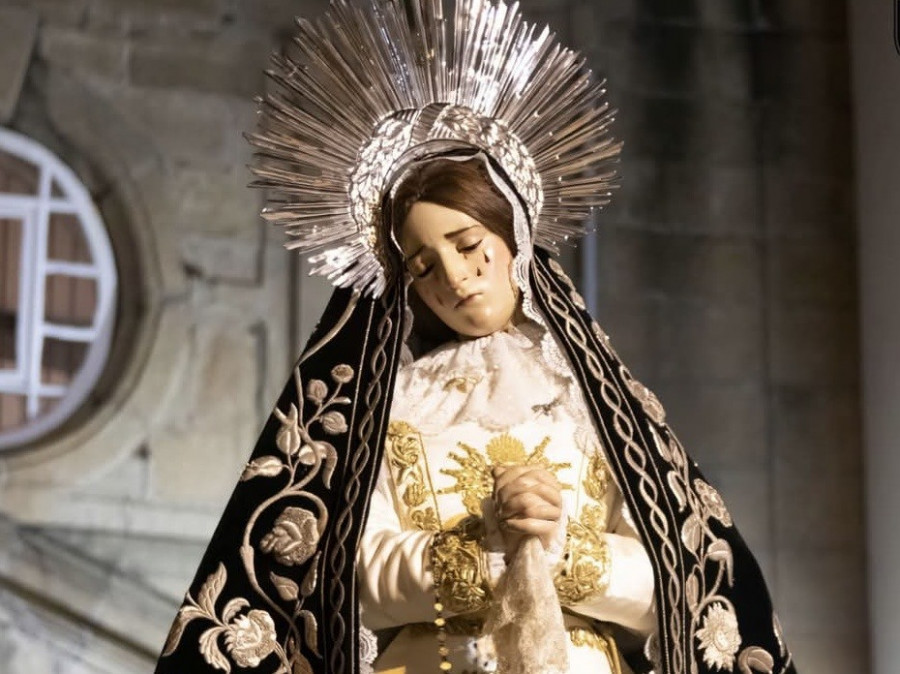La Virgen de la Soledad, ya restaurada, regresa hoy a la capilla de la Orden Tercera