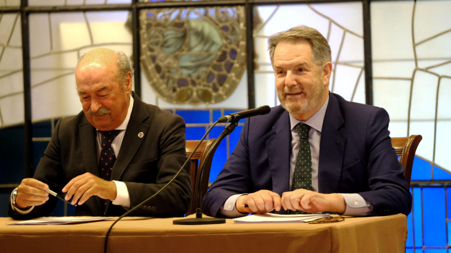 “Ferrol Diario” revive por un día de la mano de Bieito Rubido en las conferencias del Casino