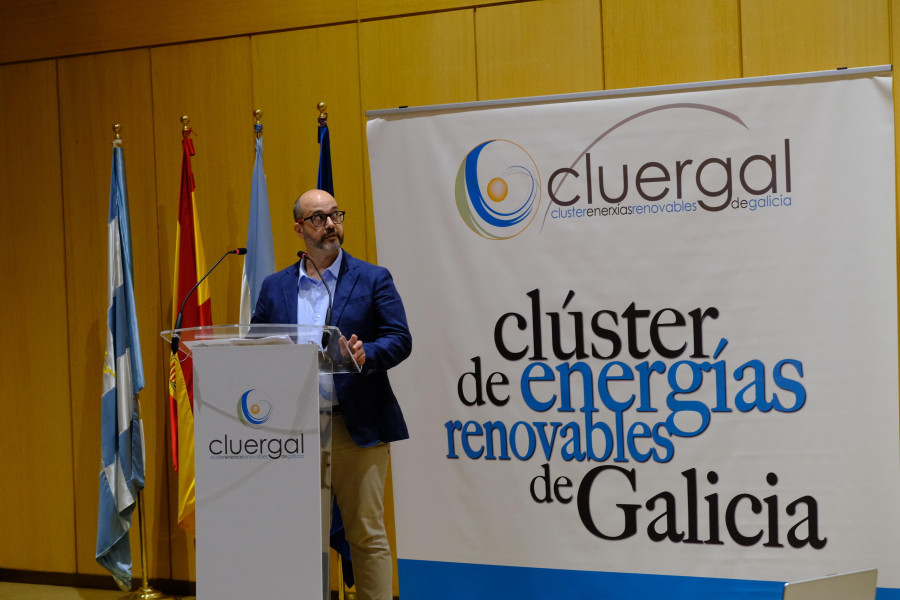La Xunta insiste en que Galicia “quere estar na primeira poxa de eólica mariña”