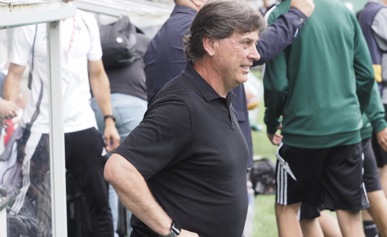 Alejandro Menéndez, entrenador del Racing de Ferrol: 
