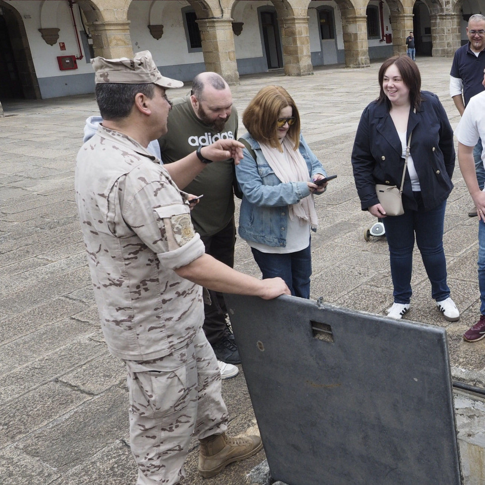 Puertas abiertas algo “descafeinadas” en las instalaciones ferrolanas de Defensa por el Día de las Fuerzas Armadas