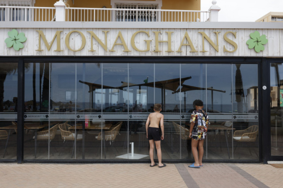 La Policía busca al autor del tiroteo en un pub irlandés de Fuengirola