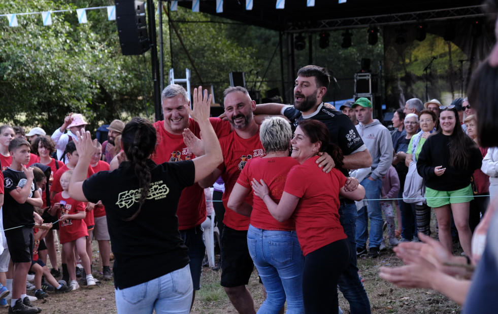 Este Festival do Río Castro, que celebra 30 años de romería viva en Naraío, se cierra con Ailá y Banda Xangai