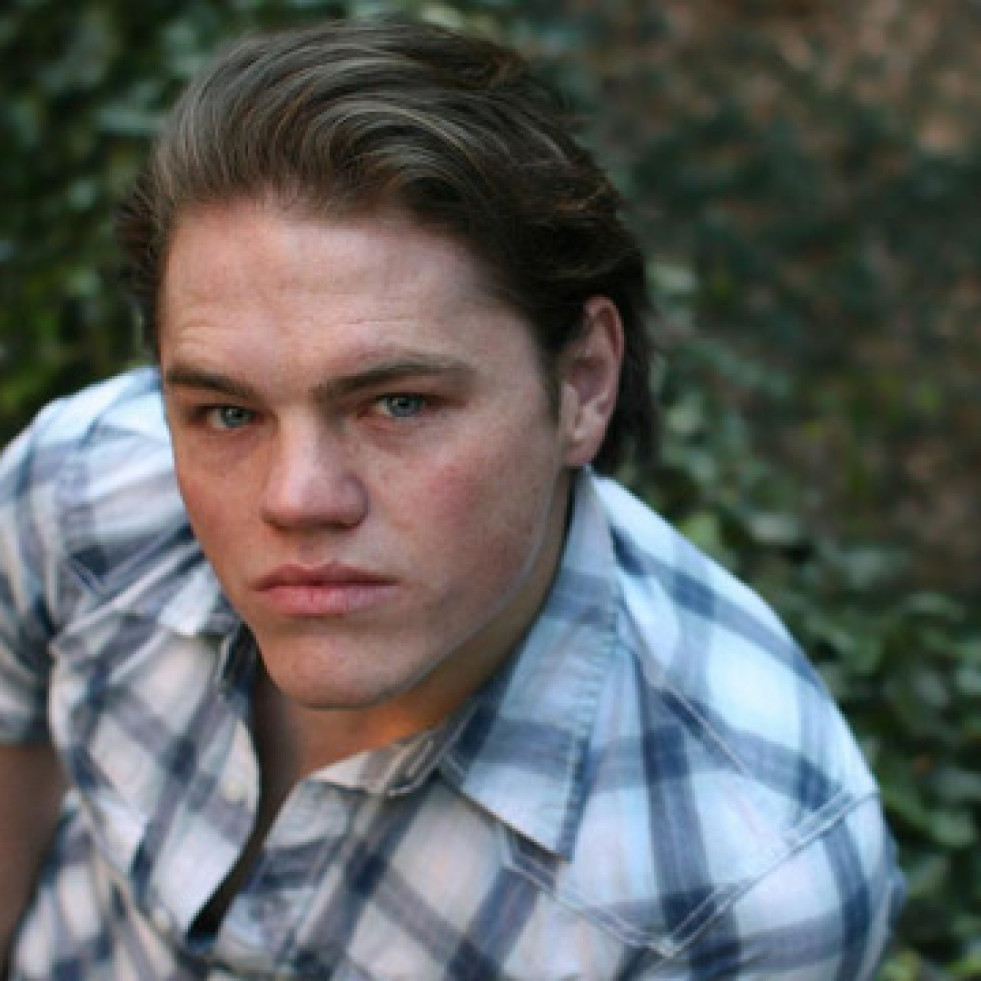 Muere Devin Harjes, actor conocido por series como ‘Daredevil’, ‘Gotham’ o ‘Manifest’, a los 41 años de edad