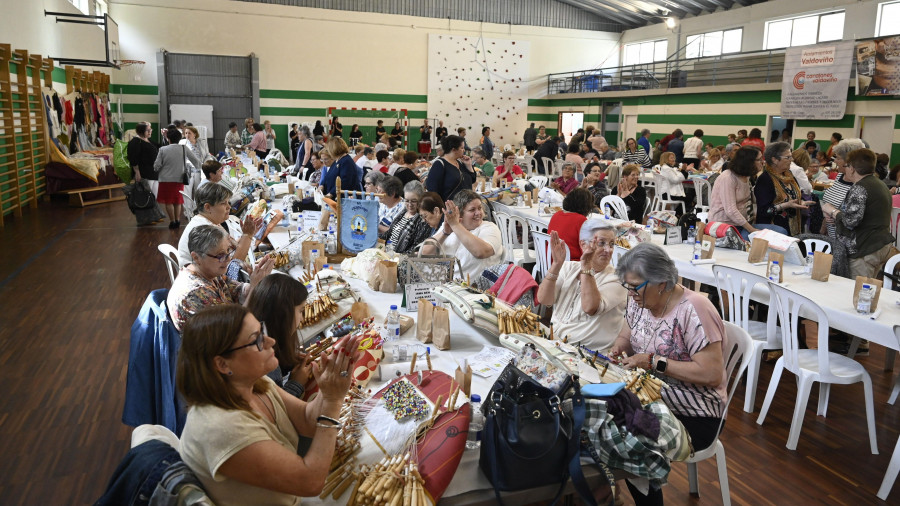 Más de 350 palilleiras se reunirán el sábado en Valdoviño