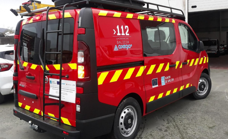 El incendio en una vivienda de San Martiño do Porto, en Cabanas, moviliza a un amplio operativo