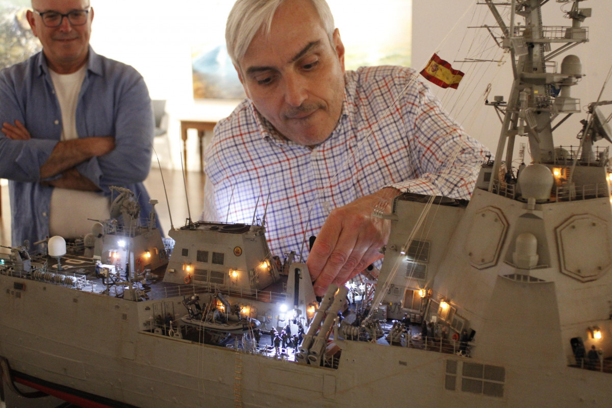 Maqueta F 105