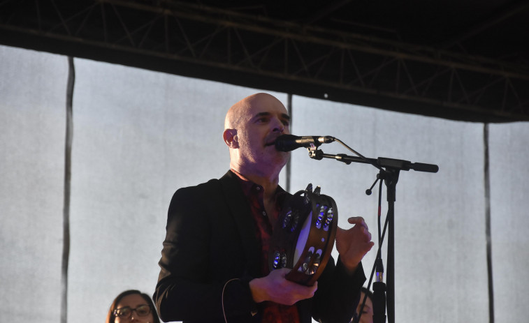 Xabier Díaz presentará en la parroquia naronesa de Sedes el Cancioneiro Galego Serodio