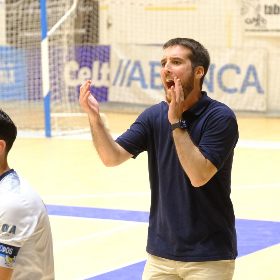Gerard Casas, entrenador de O Parrulo Ferrol: “La pasión de la gente de Ferrol es de admirar”