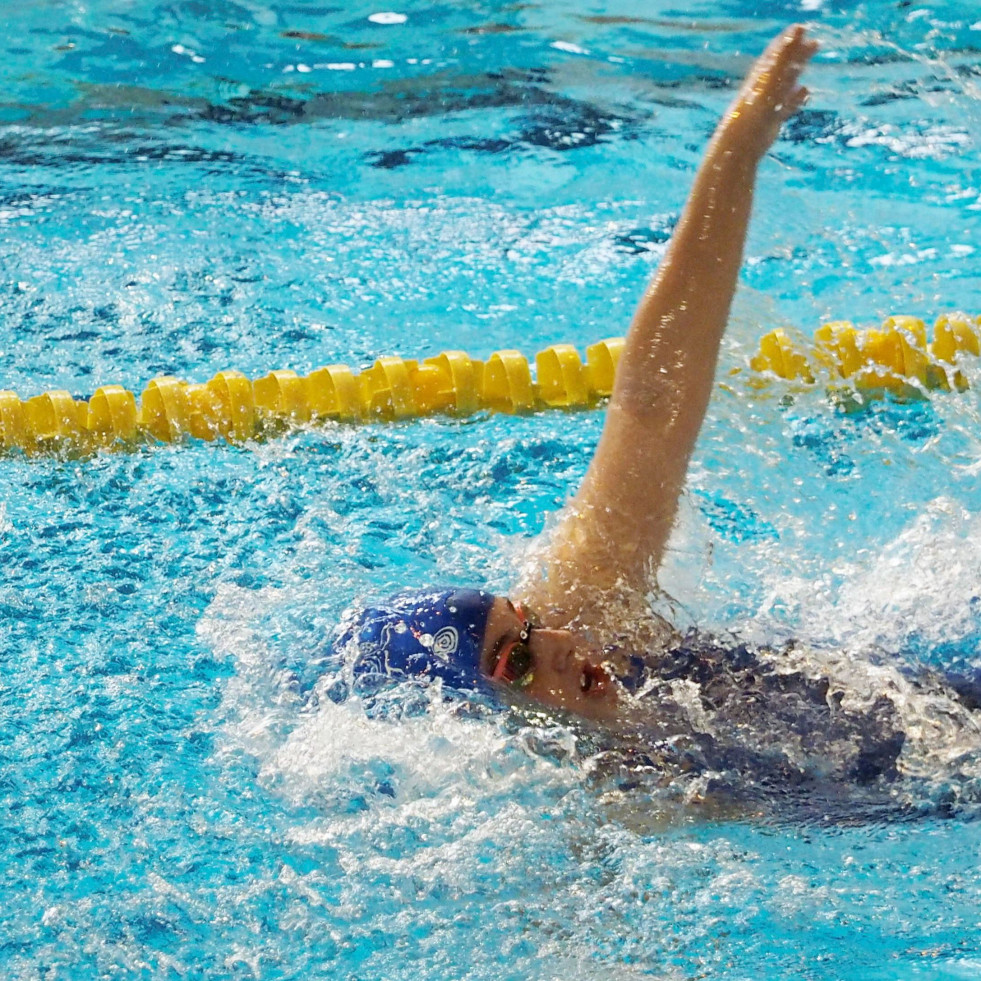El Natación Ferrol se aúpa a lo más alto en el Trofeo Marcos García dirimido en Caranza