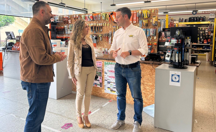 La Xunta destaca en Fene el poder del Bono Activa Comercio para estimular el consumo