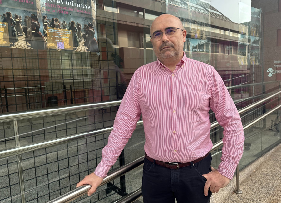 Reunión de la Fundación Española de Historia Moderna en el Campus Industrial de Ferrol