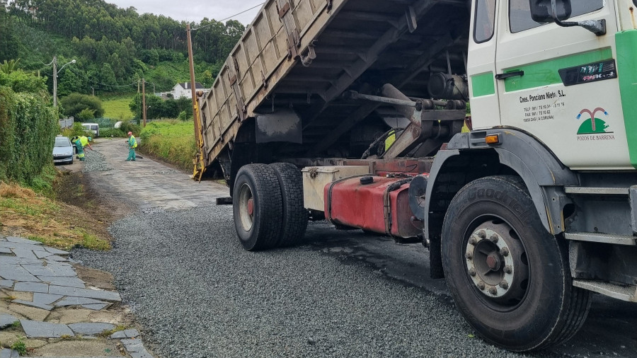 Valdoviño inicia la mejora de 18 viales en Lago, Meirás, Sequeiro y Vilarrube
