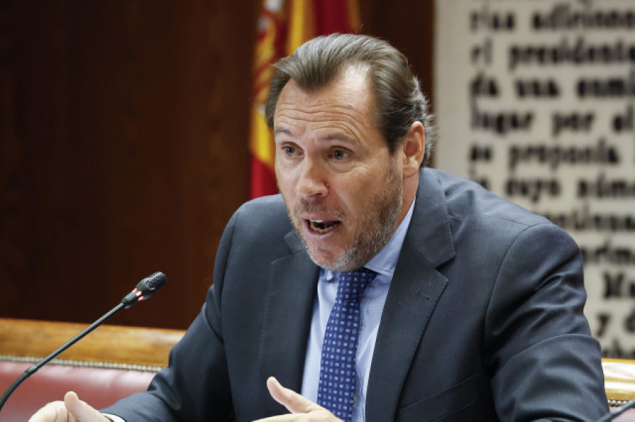 El Gobierno aprobará el martes el plan ‘Verano Joven 2025’ con descuentos para tren y autobús