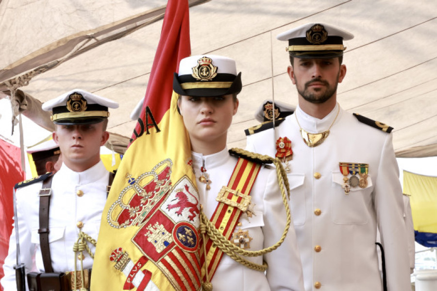 La princesa Leonor regresa a España para completar su formación militar