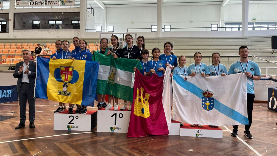 Tenis de mesa | Valeria Piñón y Bella Martín, cuartas con Galicia en el Torneo Ibérico celebrado en Portugal