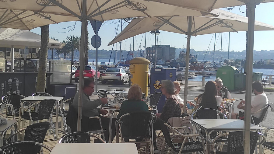 La Diputación financia el contrato de 45 personas en empresas de las comarcas de Ferrol, Eume y Ortegal