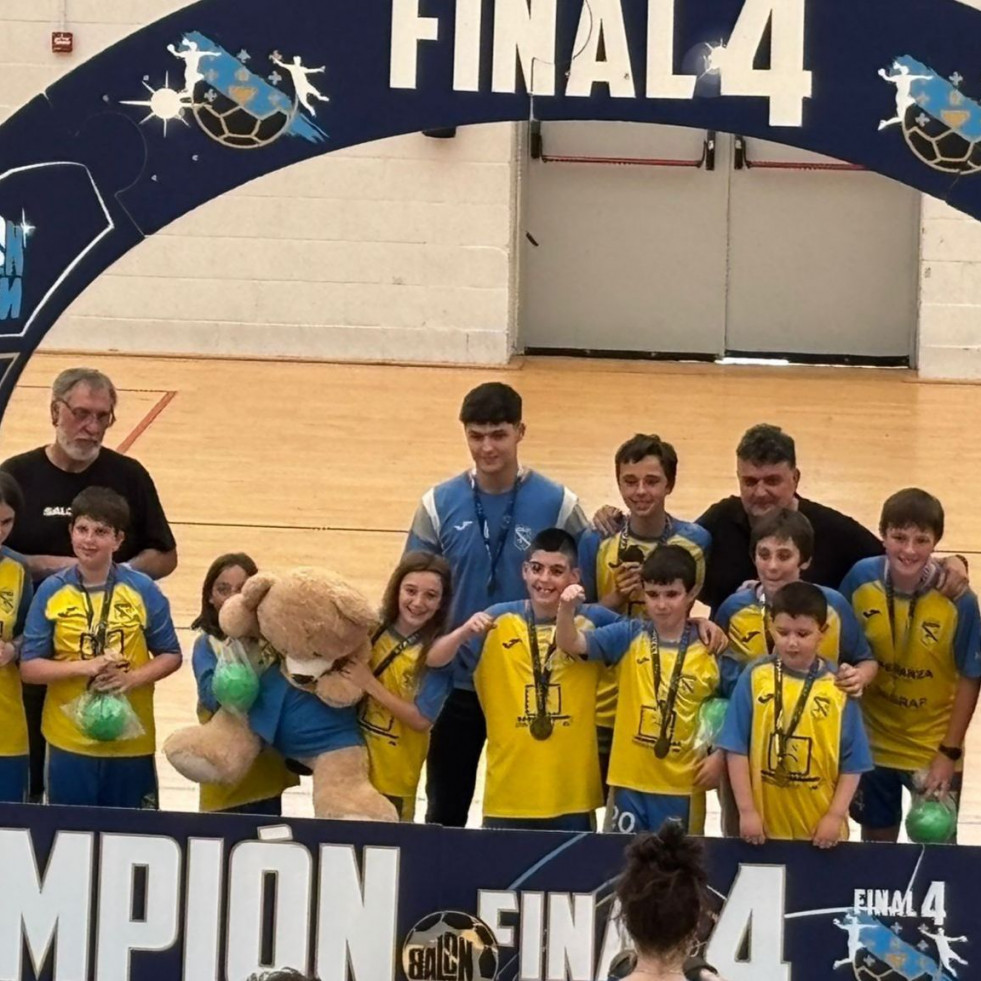 Amarillo naronés y rojo Tirso para un oro alevín