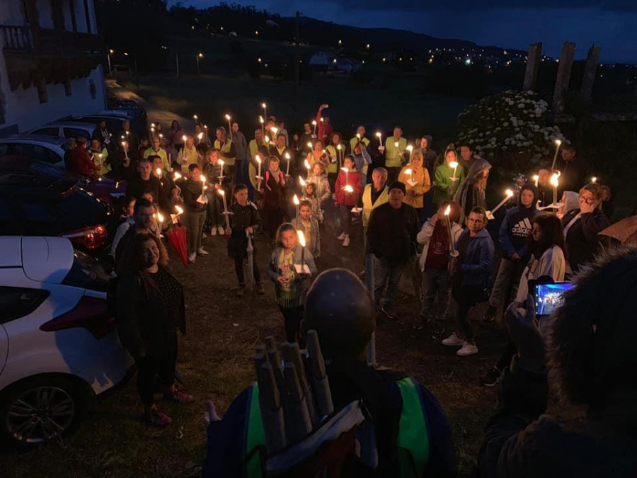 Narón celebra la “andaina solsticial” previa a las Lendas de Pena Molexa