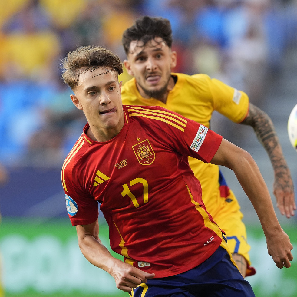 España se abona a la épica para rozar los cuartos (2-1)