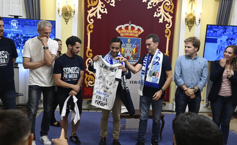 Ferrol se rinde a los pies de O Parrulo Ferrol