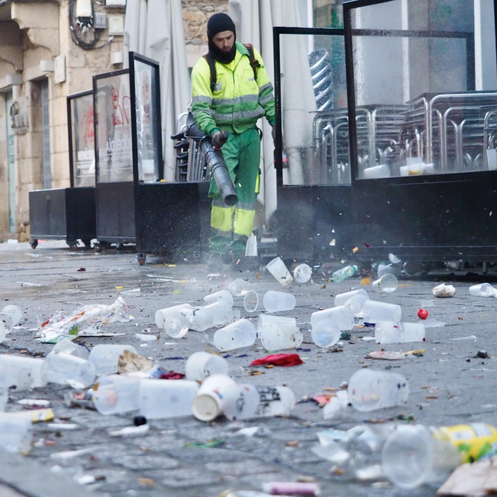 El nuevo contrato de recogida de residuos y limpieza viaria de Ferrol costará 118 millones en diez años