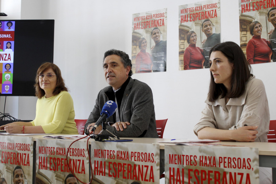 Cáritas reivindica a importancia do acceso aos dereitos básicos por parte  dos migrantes