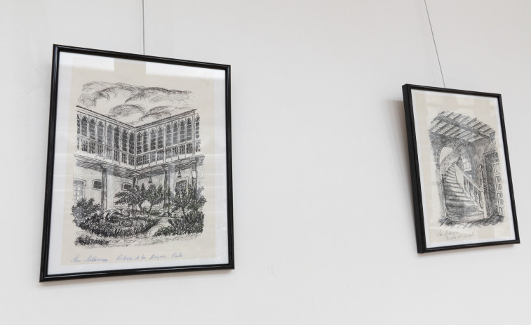 Santos San Cristóbal expone su visión de la identidad de Ferrolterra en dibujos editados por Paramés