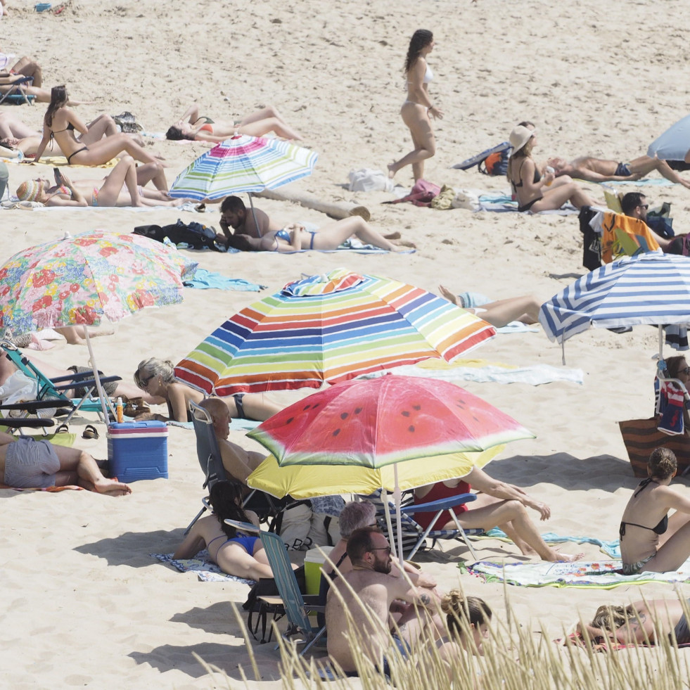Ferrol y 15 municipios más de la comarca están en nivel 2 de riesgo por altas temperaturas