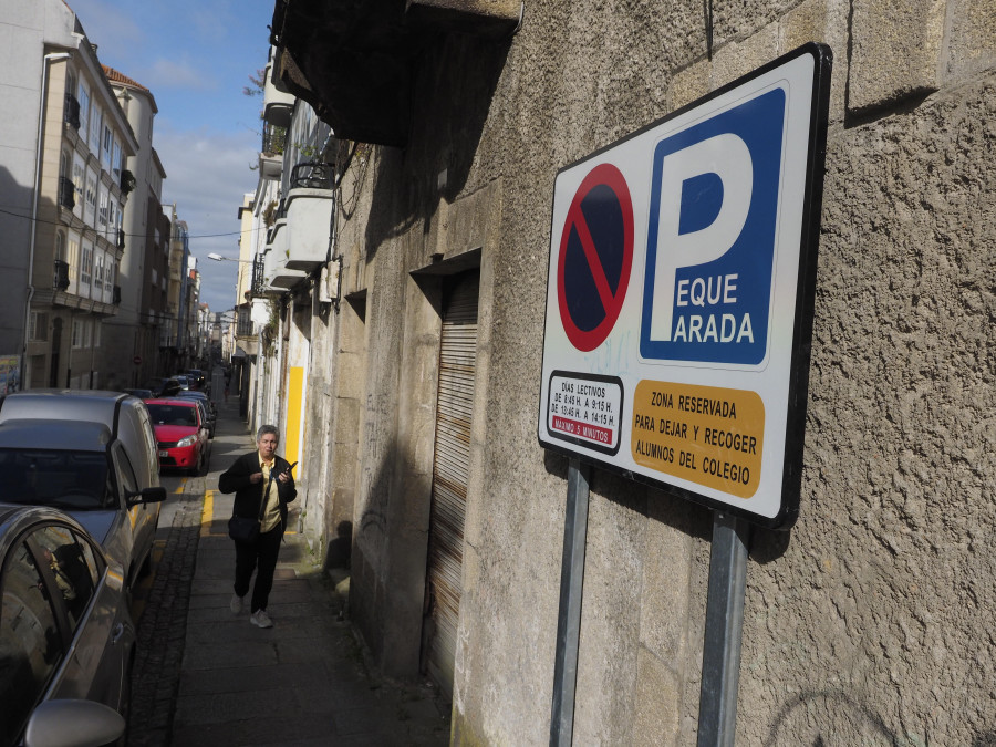 FeC denuncia el incumplimiento de la ordenanza de normalización en las “pequeparadas” escolares
