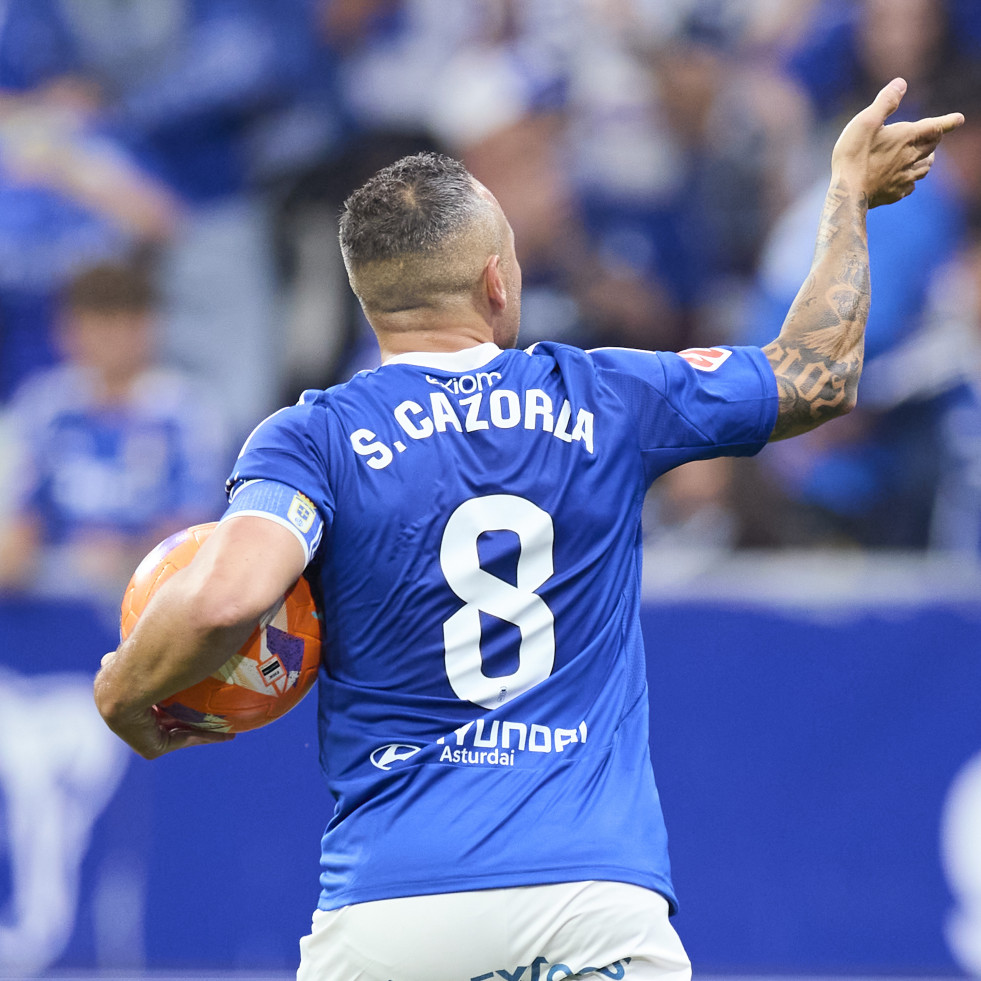 El Oviedo apaga el sueño del Mirandés y regresa a Primera 24 años después (3-1)