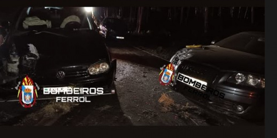 Herido de madrugada un joven en Ferrol tras una aparatosa colisión en la carretera de Brión
