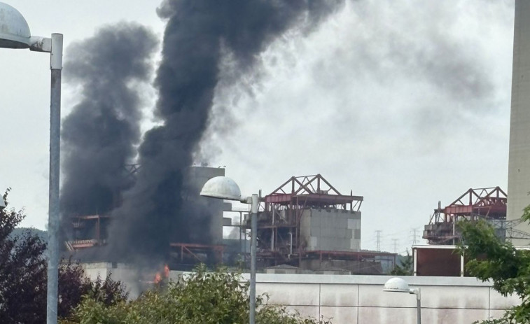 Sofocado un conato de incendio en una de las cubiertas de la caldera de la térmica
