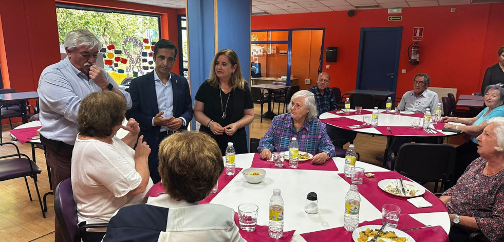 Concello de Ferrol y Consorcio de Benestar renuevan el servicio “Xantar na casa”
