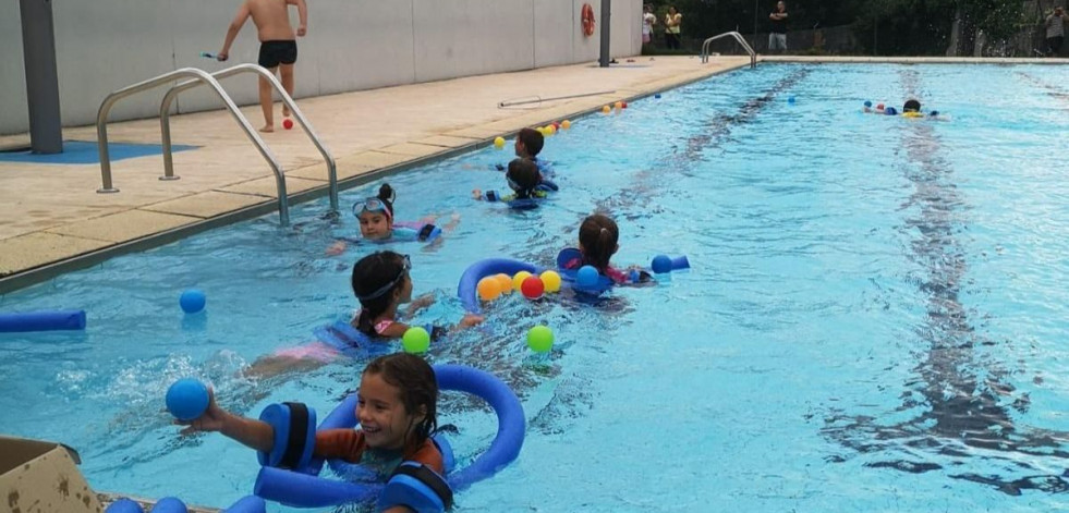 Apertura de la piscina de Neda que permanecerá abierta hasta el 31 de agosto