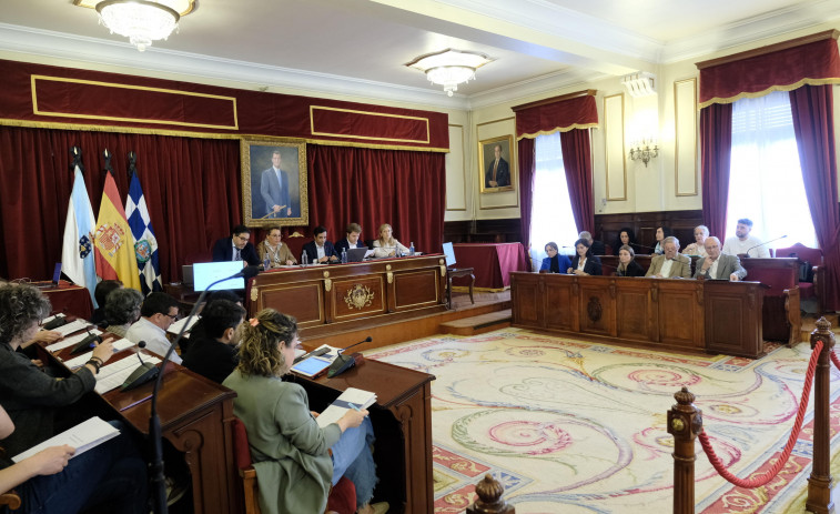 El pleno de Ferrol retoma el horario de verano y estrena sistema de videoactas