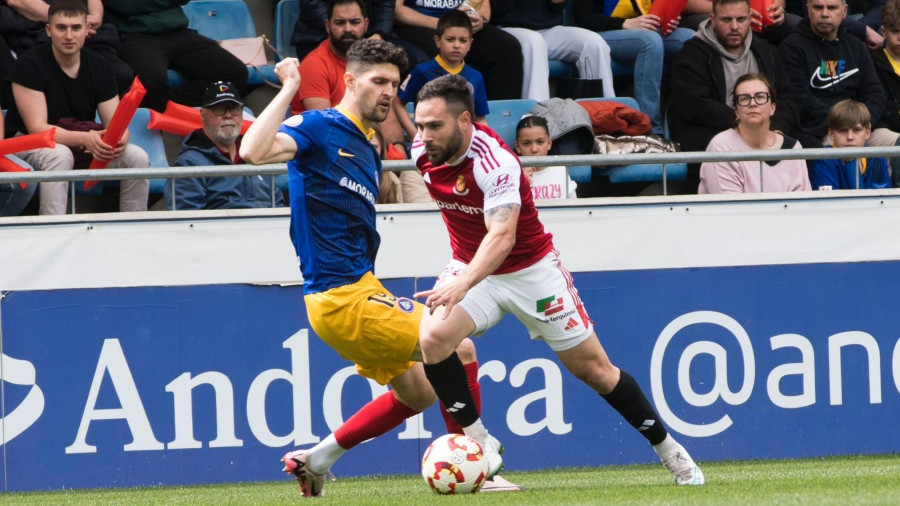 El valenciano Miguel Leal se une a la familia del Racing de Ferrol