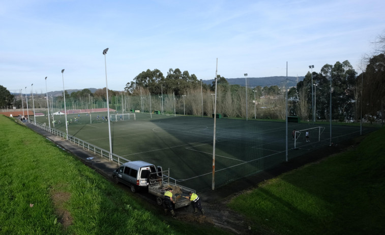 La Diputación acusa al Concello de abandonar la tramitación del campo deportivo de Caranza