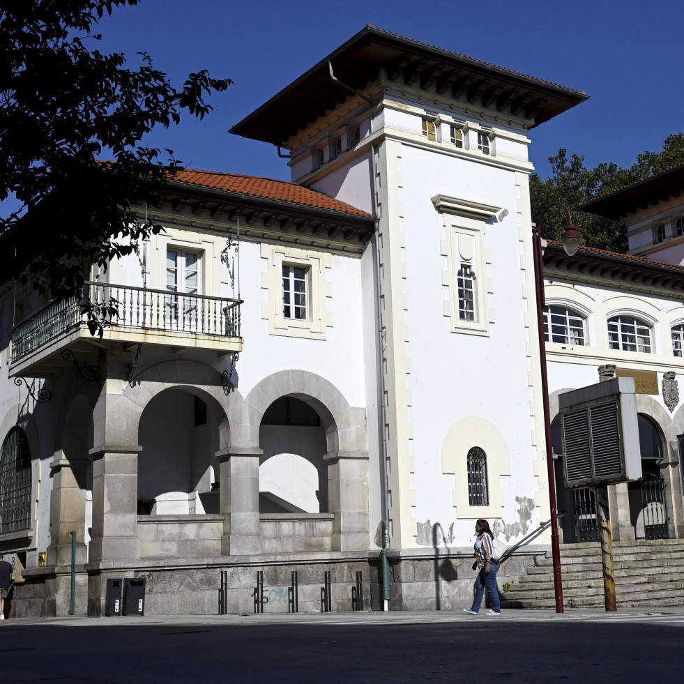 El PSOE acusa al Concello de renunciar a que la nueva oficina del SEPE esté en Porta Nova
