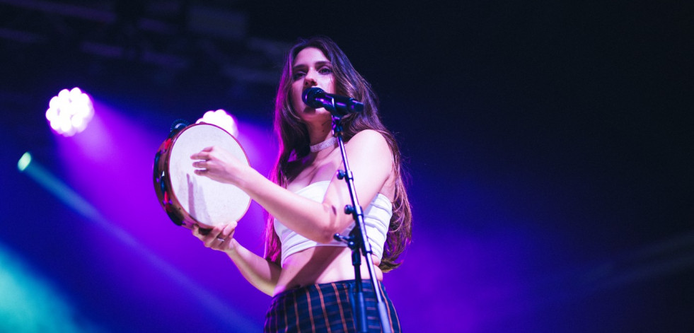 Sabela vuelve a la carga con otro adelanto del disco, “Camponarai”, el primero producido en solitario