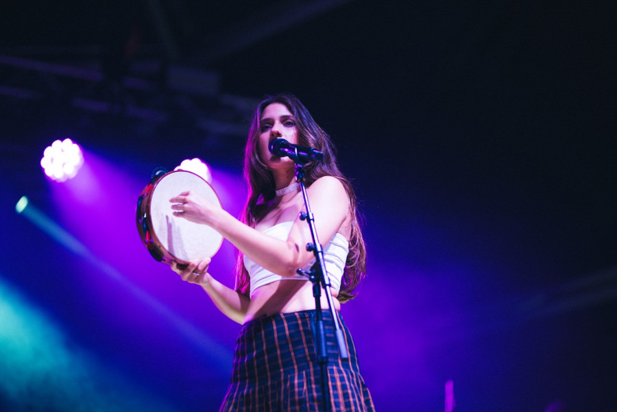 Sabela vuelve a la carga con otro adelanto del disco, “Camponarai”, el primero producido en solitario