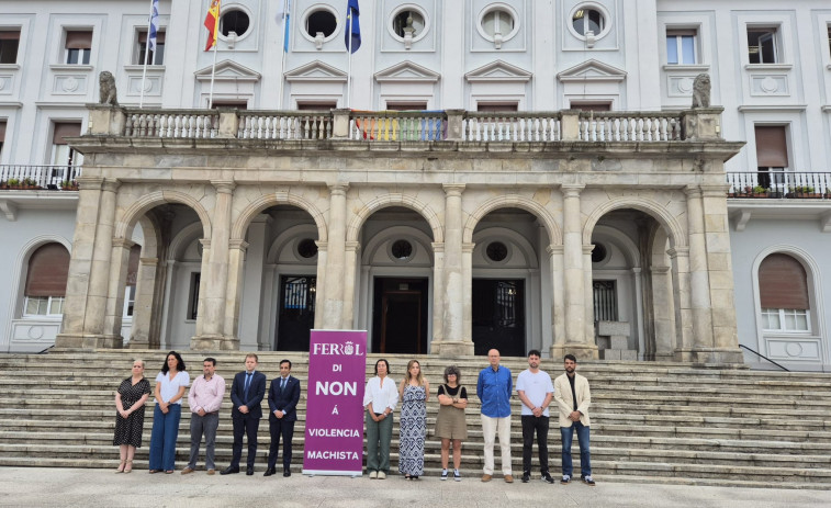 Concentración en Ferrol  por las últimas víctimas de violencia de género