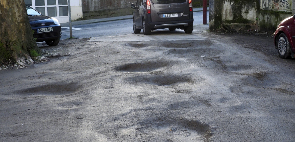 El grupo socialista exige una solución para  el estacionamiento del Sánchez Aguilera
