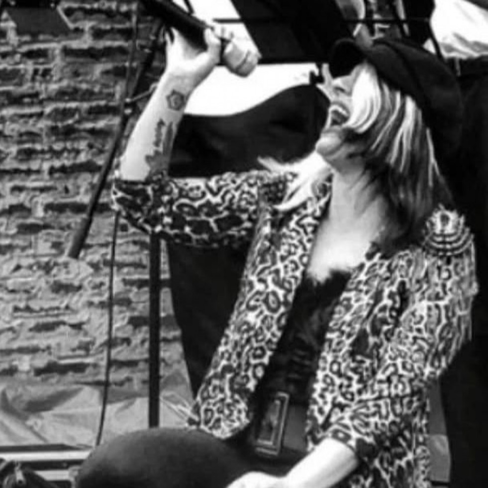 Shake es el soul y el rock que pueden llegar a crear una monja y un chatarrero