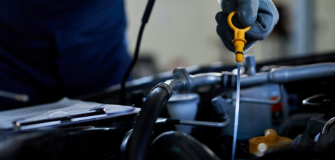 6 señales de que el motor de tu coche necesita un cambio de aceite urgente